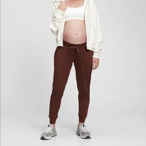 GRAY Maternity Brushed Jersey Under-Belly Joggers GAPbody